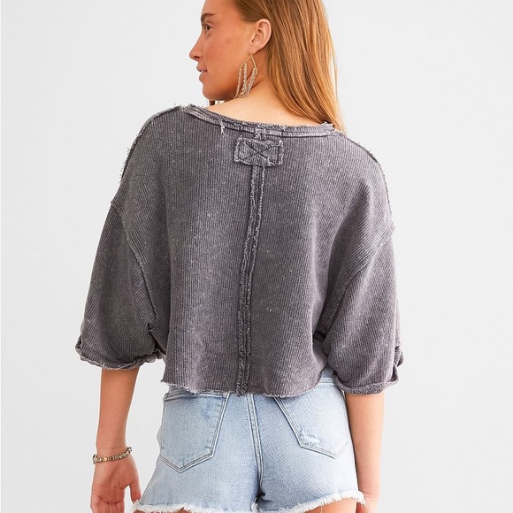 We The Free Off My Mind Cropped Shirt - Picture 2 of 4